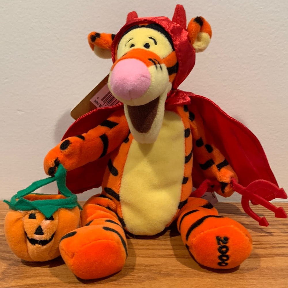 Disney Tigger Devil Trick or Treating Mini bean bag